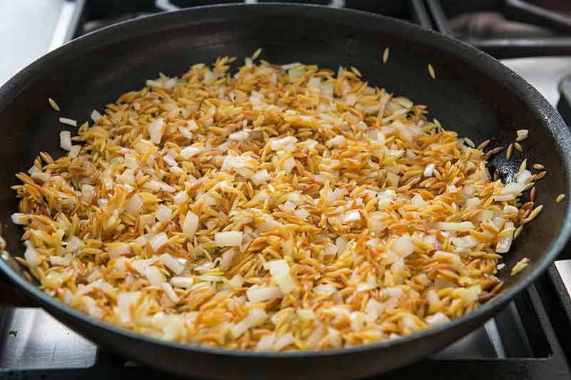 skillet-chicken-orzo-method-4