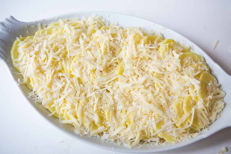 cheesy topping for best scalloped potatoes