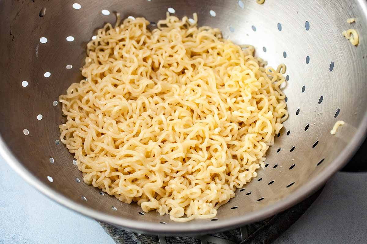 Easy Beef and Broccoli Ramen prep the noodles