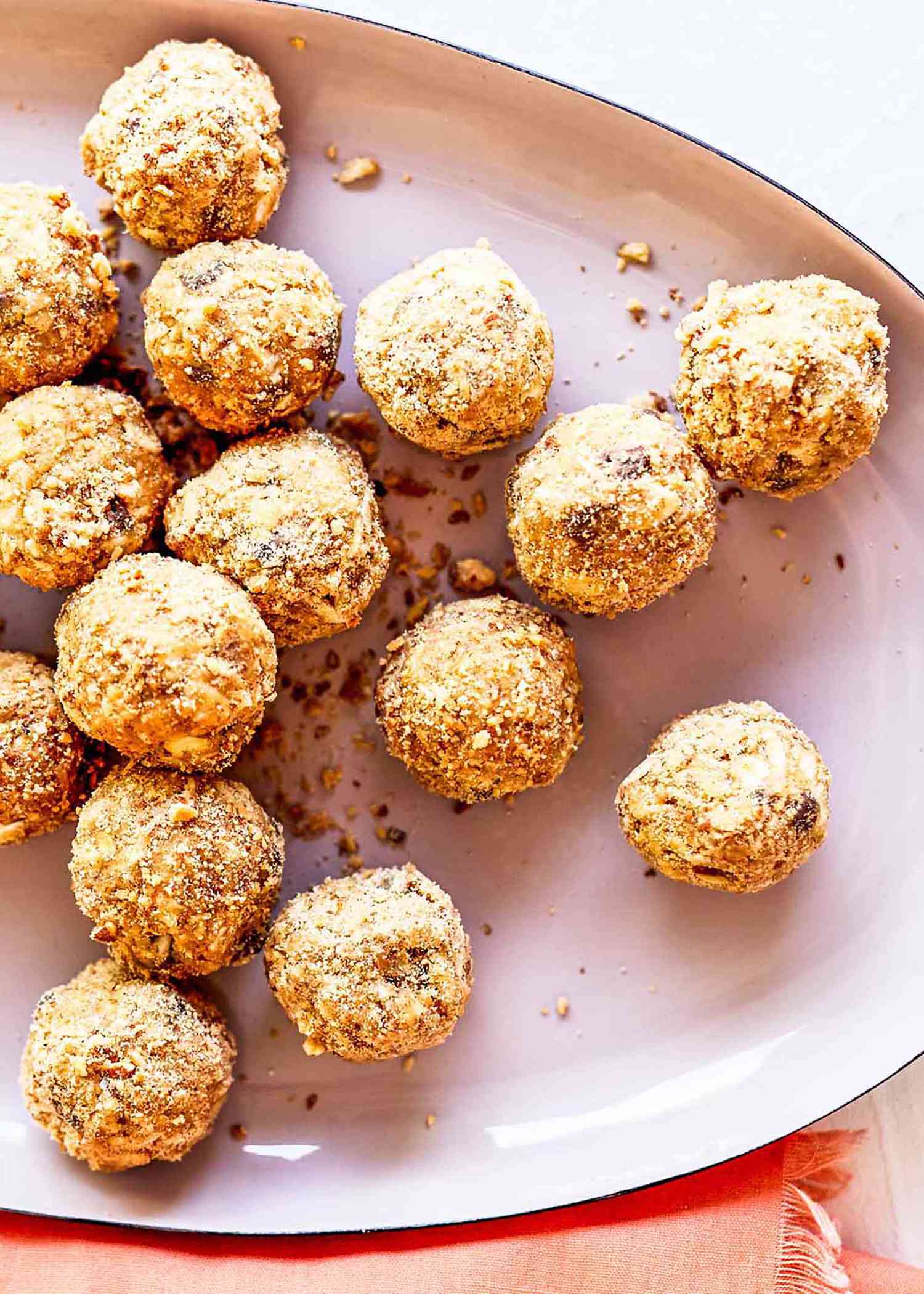 No Bake Peanut Butter Energy Balls