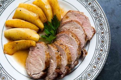 quick Pork Tenderloin with Apples
