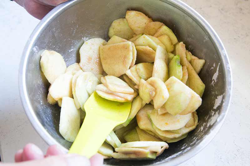 seasoning apples for apple crostini