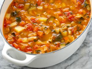 minestrone soup in dutch oven