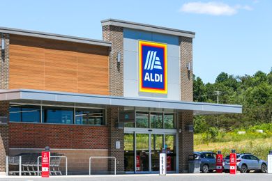 aldi store front