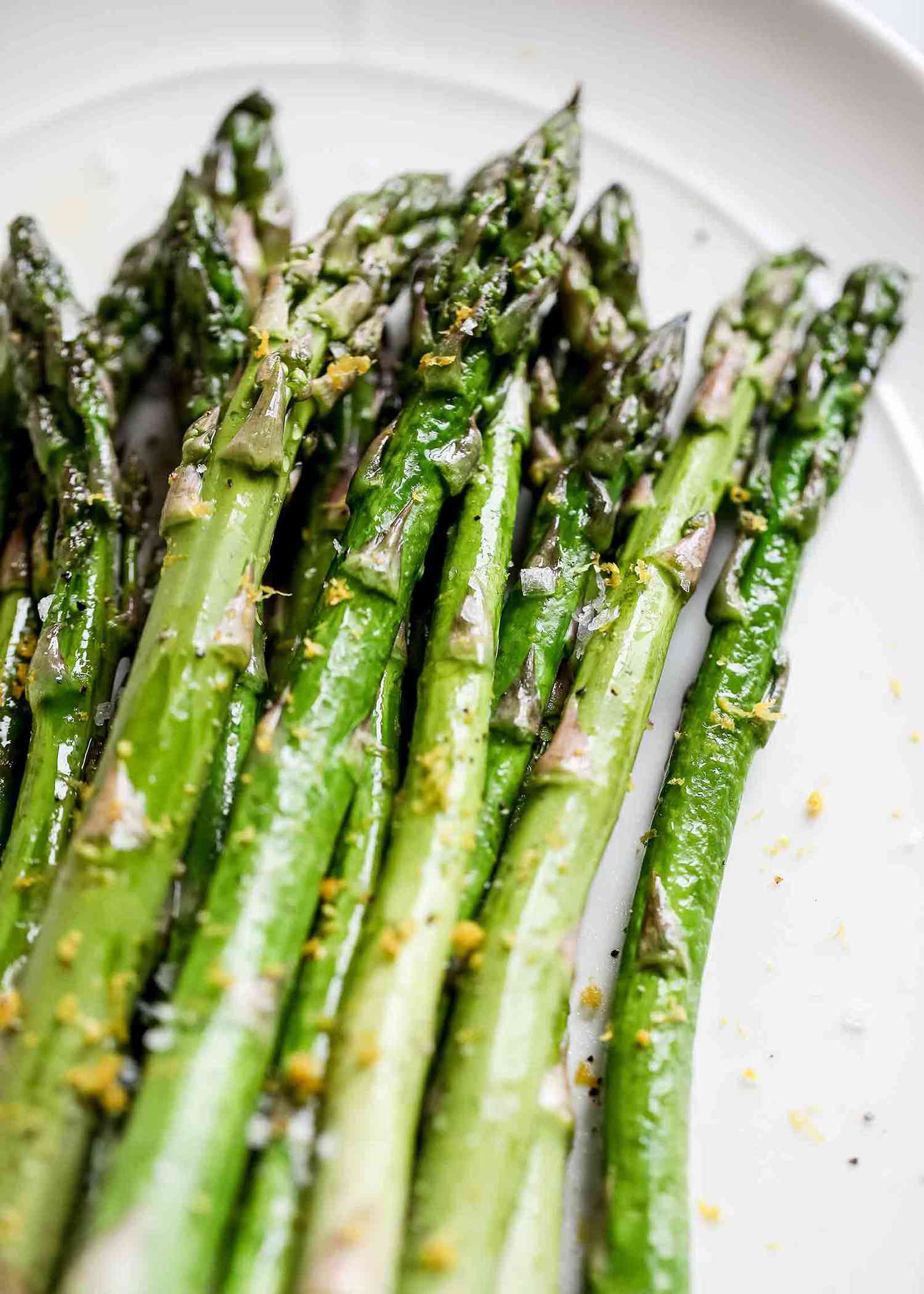 How to Sous Vide Asparagus
