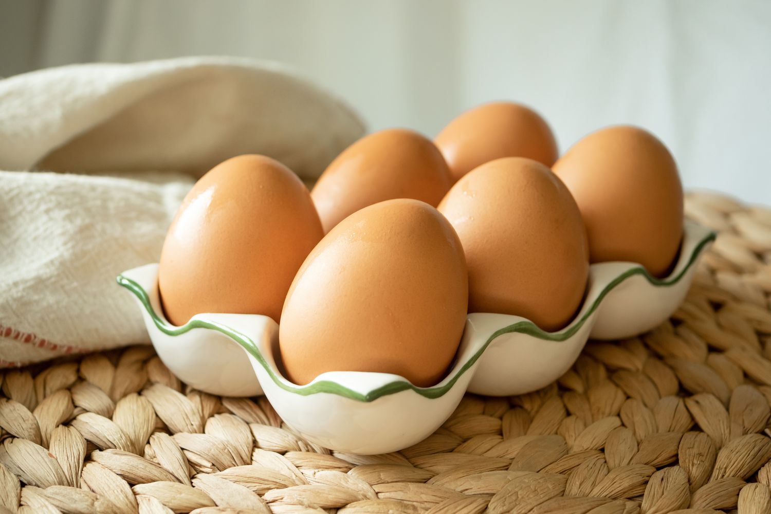 Eggs in a ceramic carton - how not to temper eggs