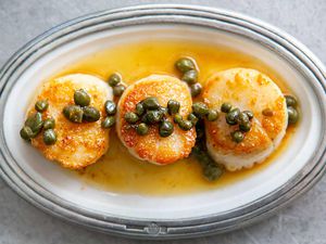 seared scallops brown butter caper sauce