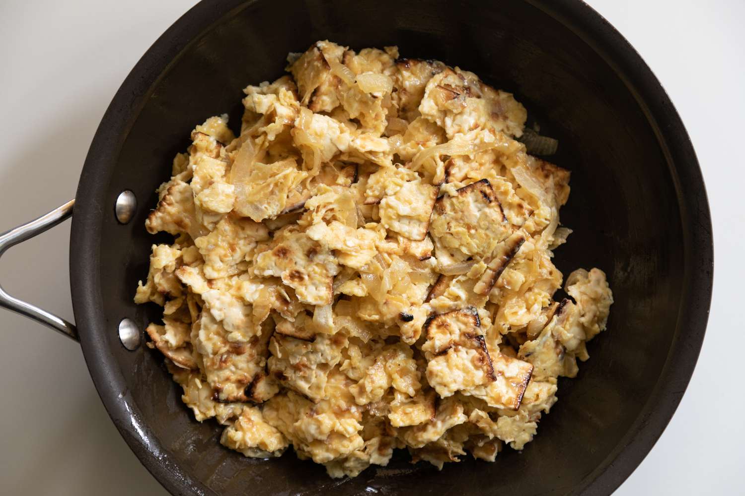 A skillet with matzo inside.