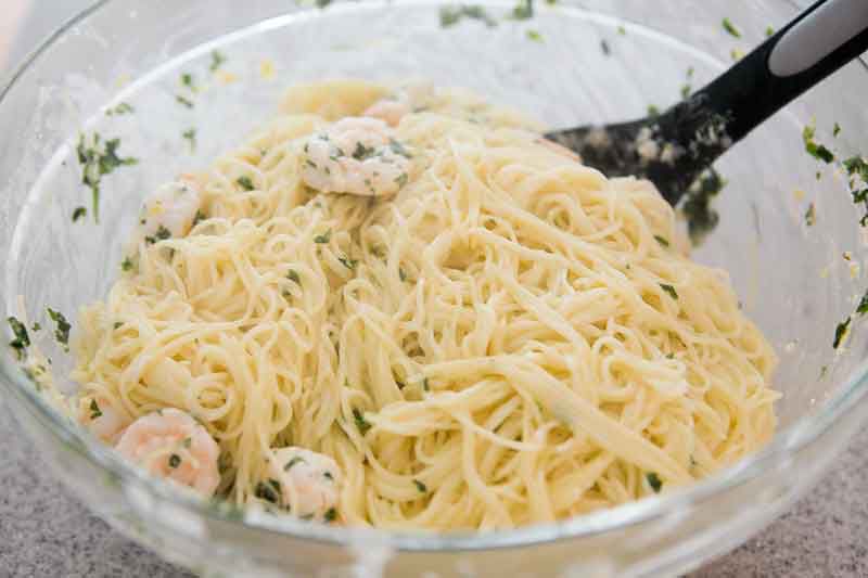 angel-hair-pasta-shrimp-lemon-cream-sauce-method-3