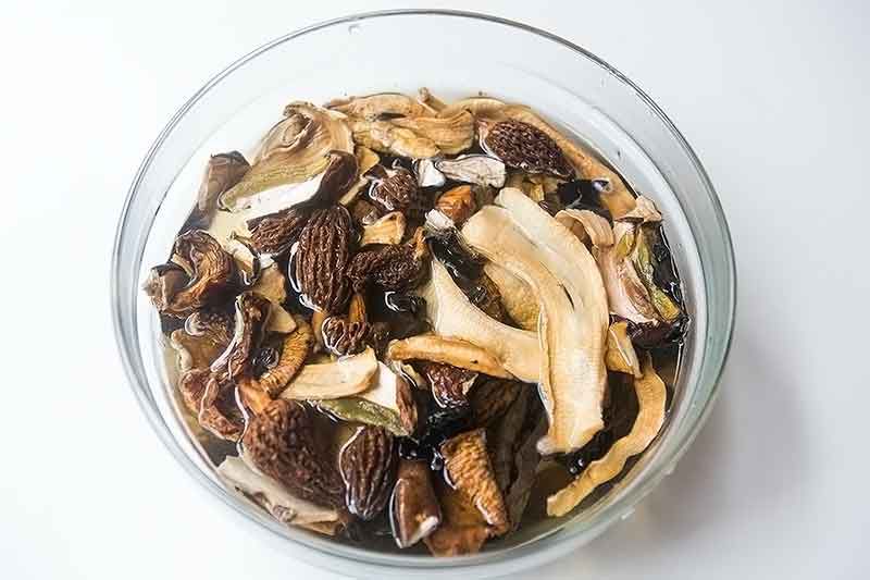 cream-of-wild-mushroom-soup-method-1