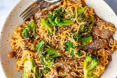 Beef and Broccoli with Ramen Noodles