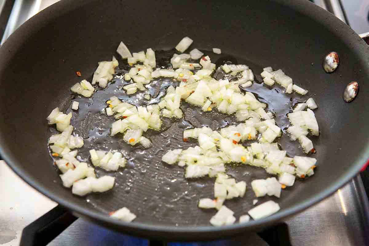 saute onions for scrambled eggs with kale