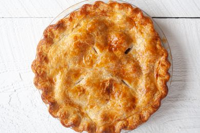 Bakers crust used for a double crusted pie.