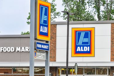 Outside view of an ALDI storefront