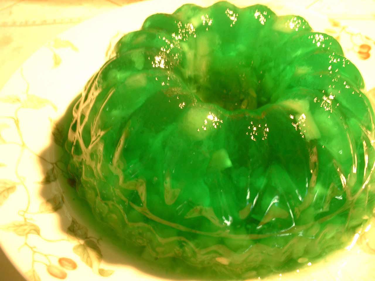 Lime Jello Cucumber Pineapple Salad