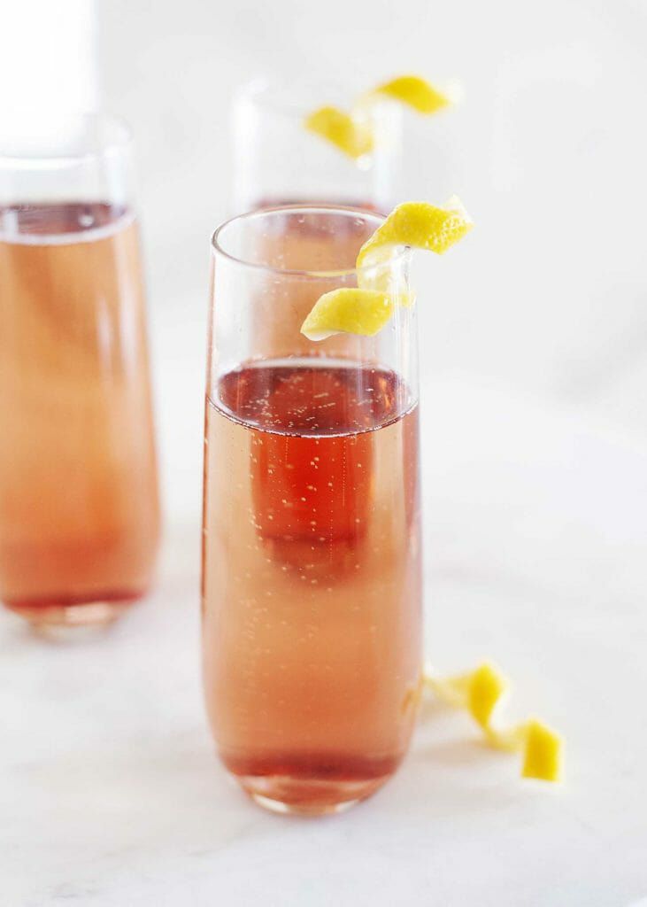 Berry liqueur cocktail