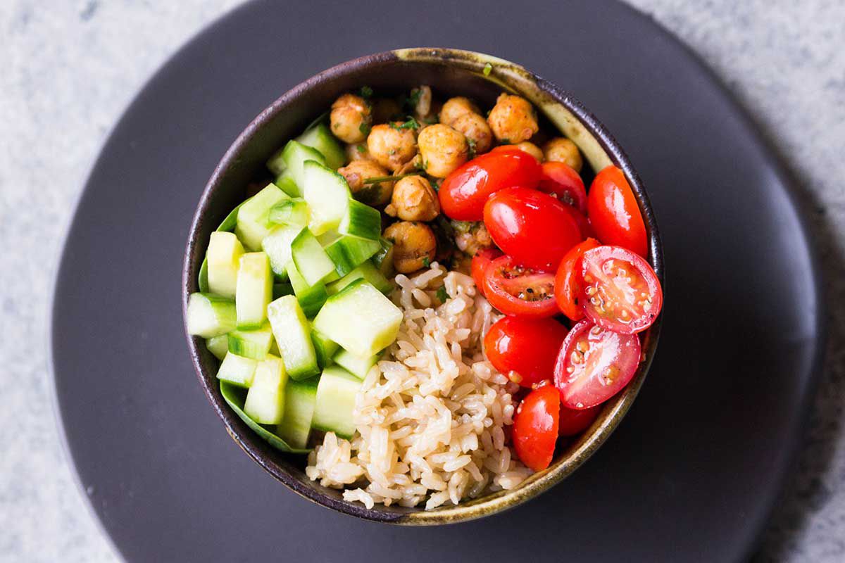 Mediterranean Chickpea Buddha Bowls