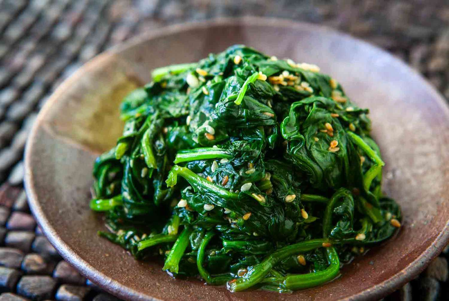 fresh Spinach Sesame Garlic recipe