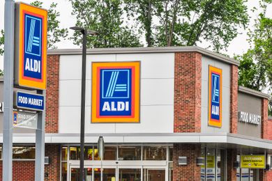 Outside view of an ALDI storefront