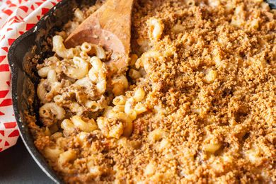 Beef Chili Mac and Cheese