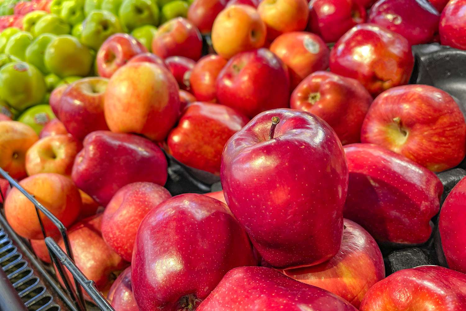 apples at the grocery store