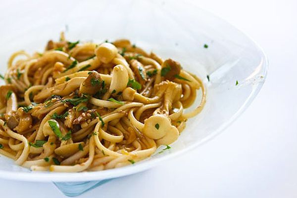 Mushrooms Noodles Lemon Ginger Dressing