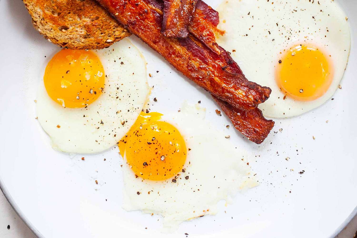 How to Make Fried Eggs