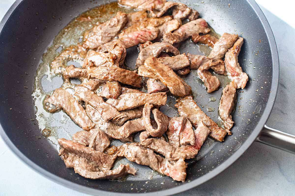Beef and Broccoli Stir Fry cook the steak