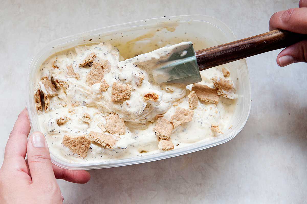 How to make Ice Cream - folding graham crackers into ice cream