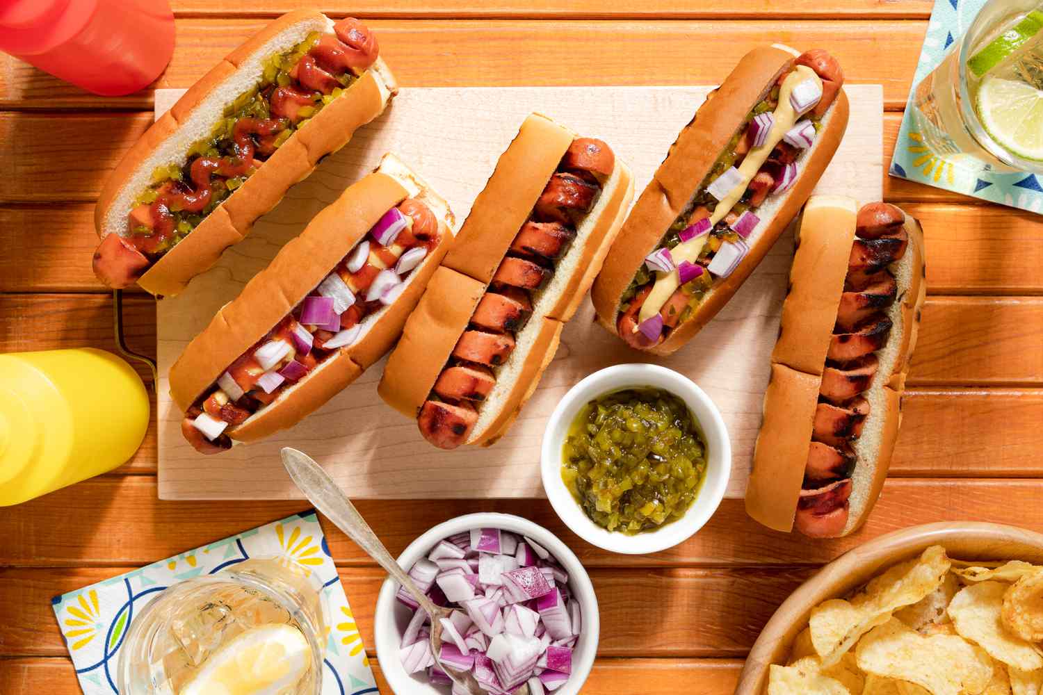 spiralized hot dogs with toppings