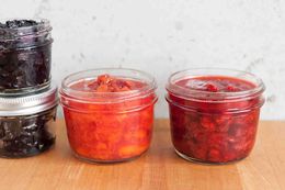 How To Make Easy Jam in the Microwave