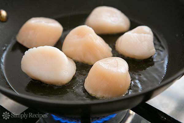 seared-scallops-brown-butter-method-600-6