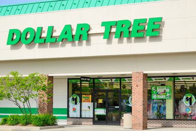 Dollar Tree store front