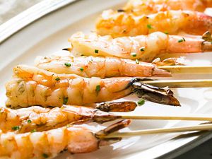 Grilled Garlic Shrimp Skewers