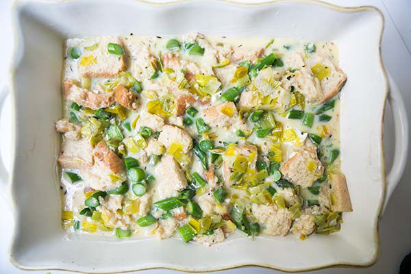 breakfast-casserole-leeks-asparagus-method-600-8