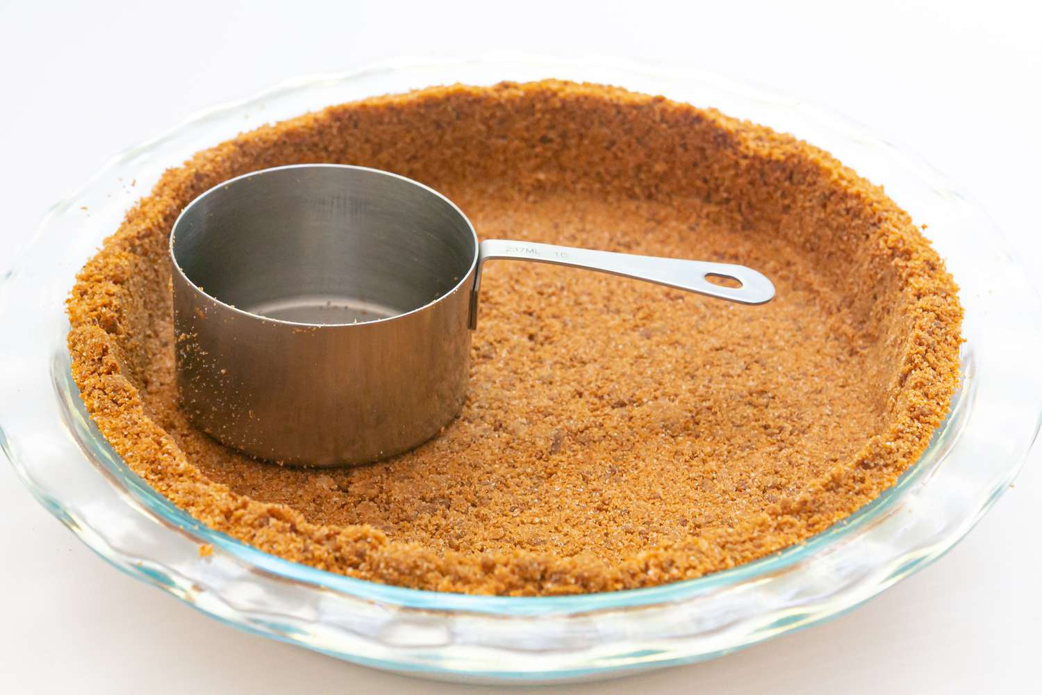 making pie crust for pumpkin chiffon pie