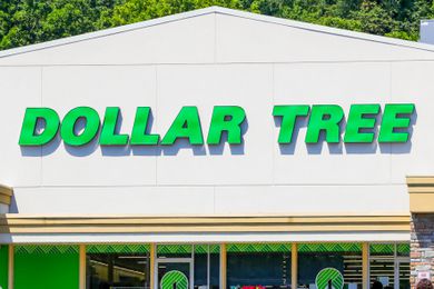 Dollar Tree storefront