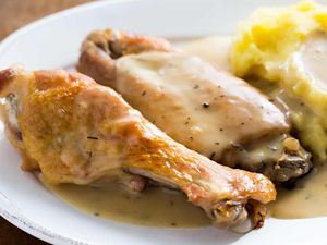 Smothered Turkey Wings