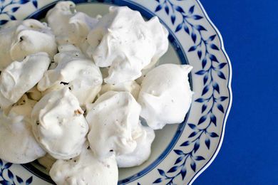 Pecan Meringue Cookies