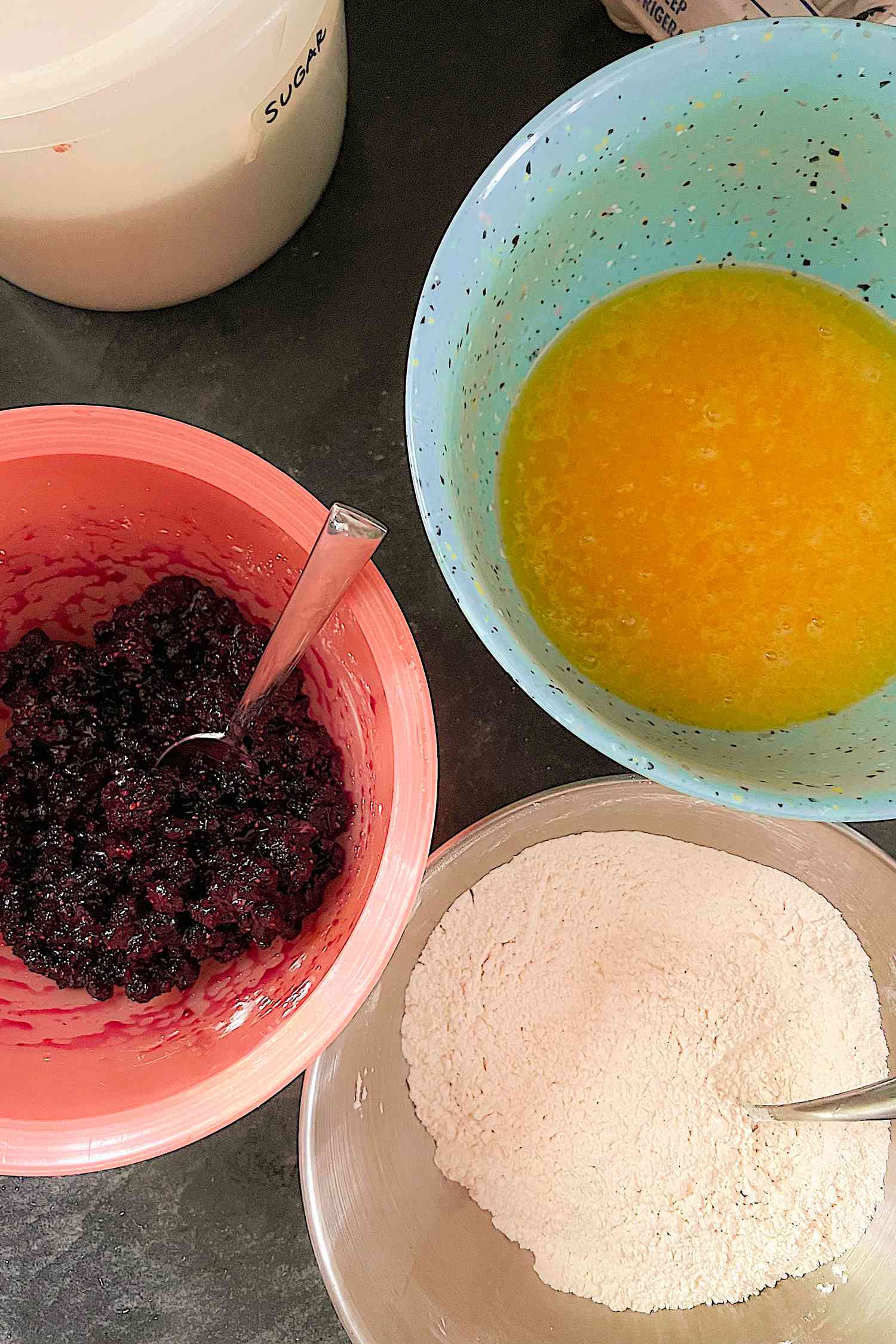 Ingredients to make Omaha cake