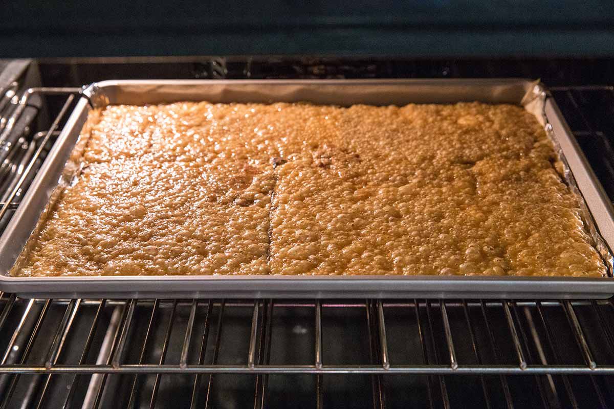 Matzo Toffee Crunch - baking matco crust