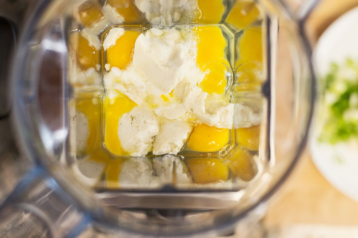 Blend the egg and cottage cheese mixture for the copycat starbucks egg bites in a blender