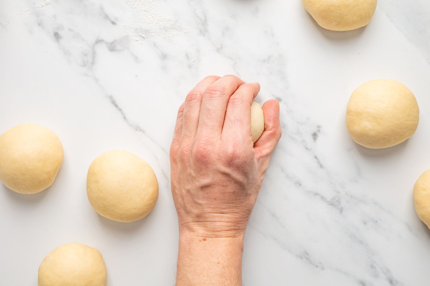 Roll the dough 
