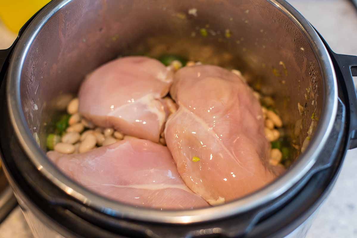 Easy White chicken chili