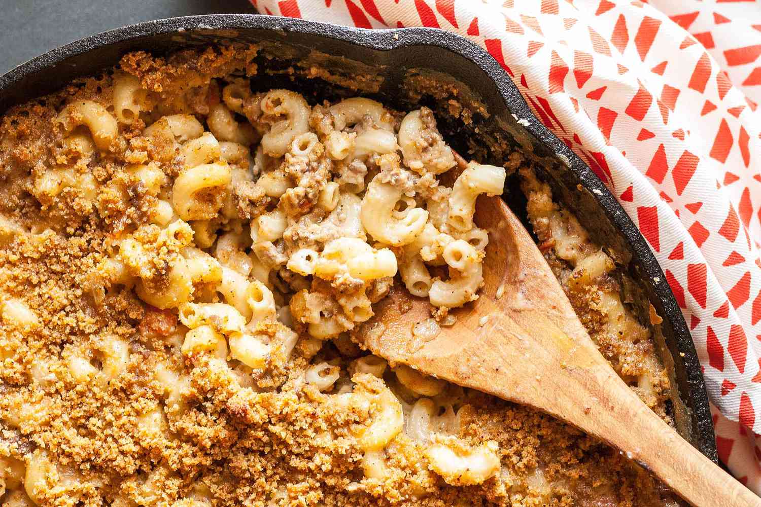 Beef Chili Mac and Cheese