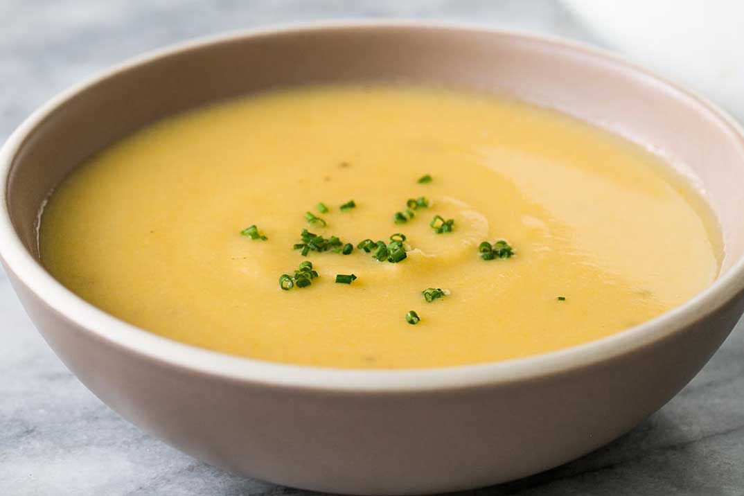 Cauliflower cheddar soup