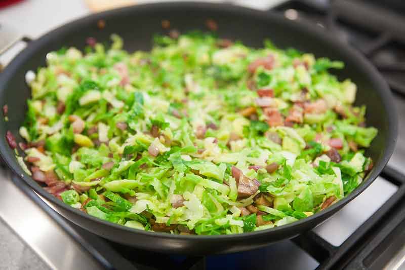 brussels-sprouts-bacon-chesnuts-method-4