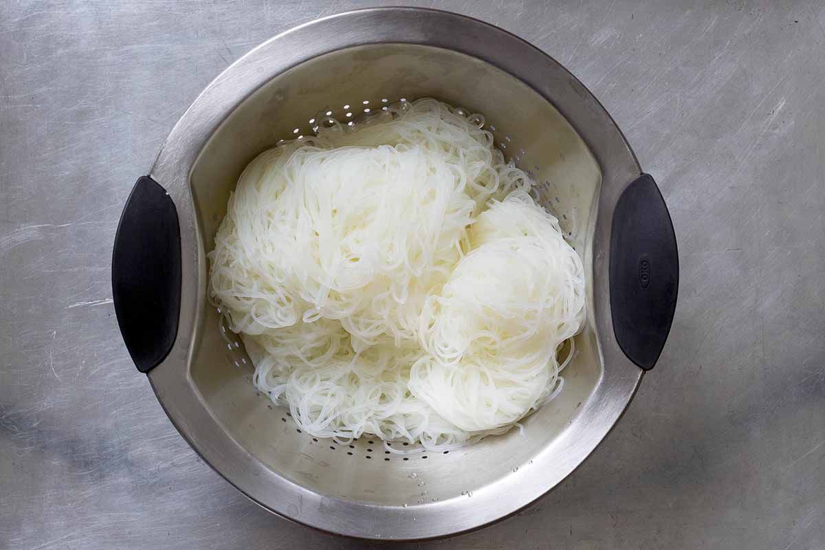 Vietnamese Noodle Bowls with Chicken
