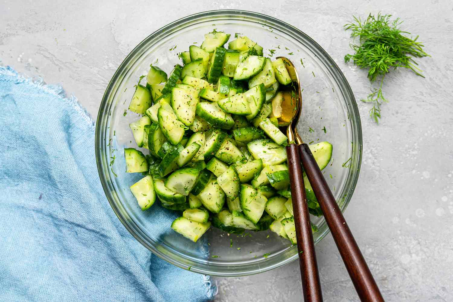 Fresh & Easy Cucumber Salad